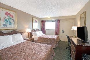 Super 8 By Wyndham Shelby Otel Oda fotoğraf